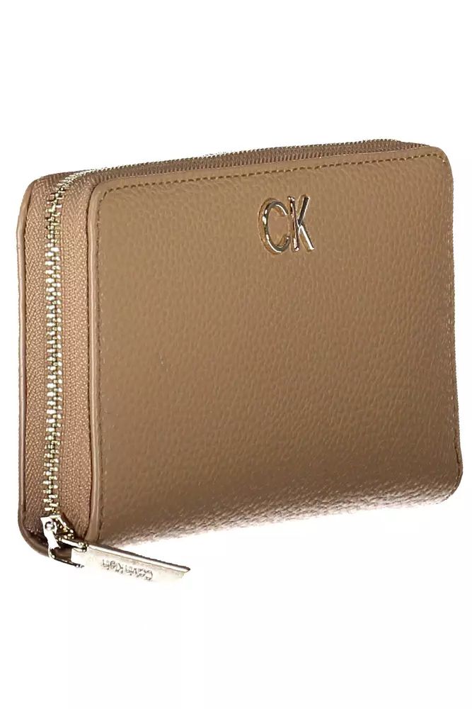 Calvin Klein Elegant Beige Wallet with Multi-Compartments