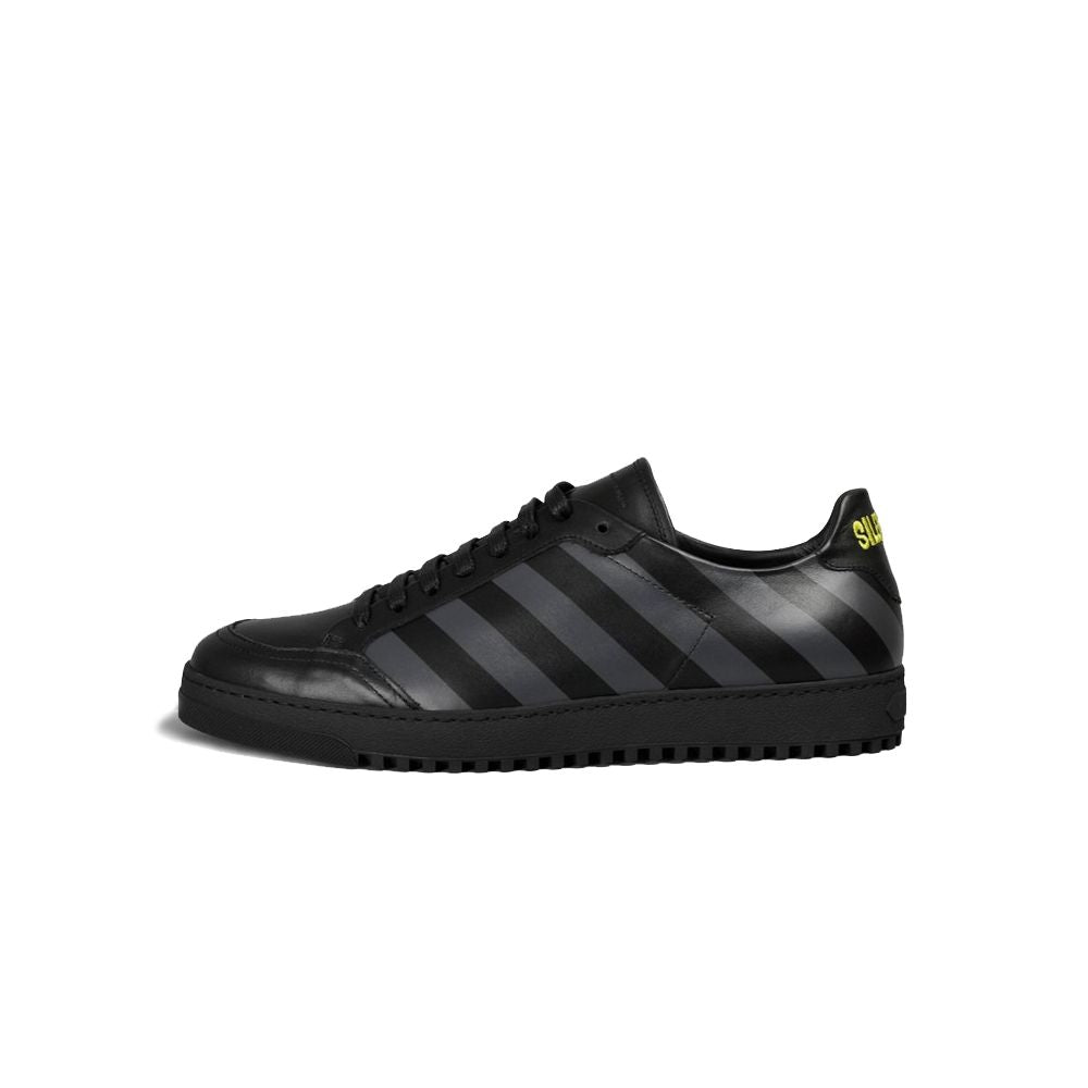 Off-White Stylish Calfskin Sneakers with Iconic Gray Stripes